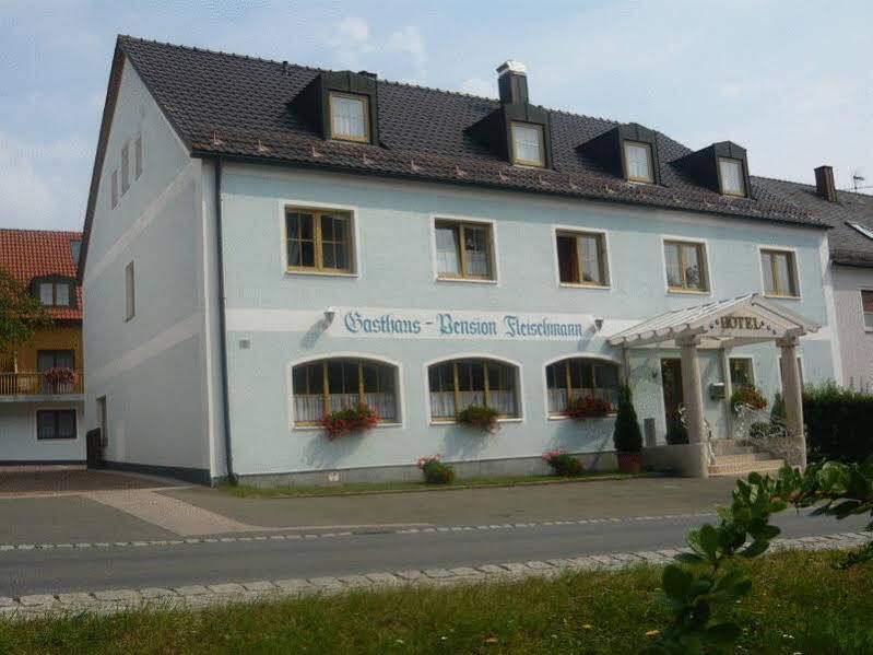 Hotel Pension Fleischmann Roding Exterior foto